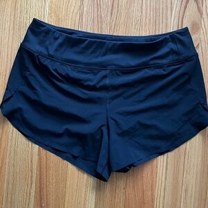 Athleta Run With It 3.5” Short